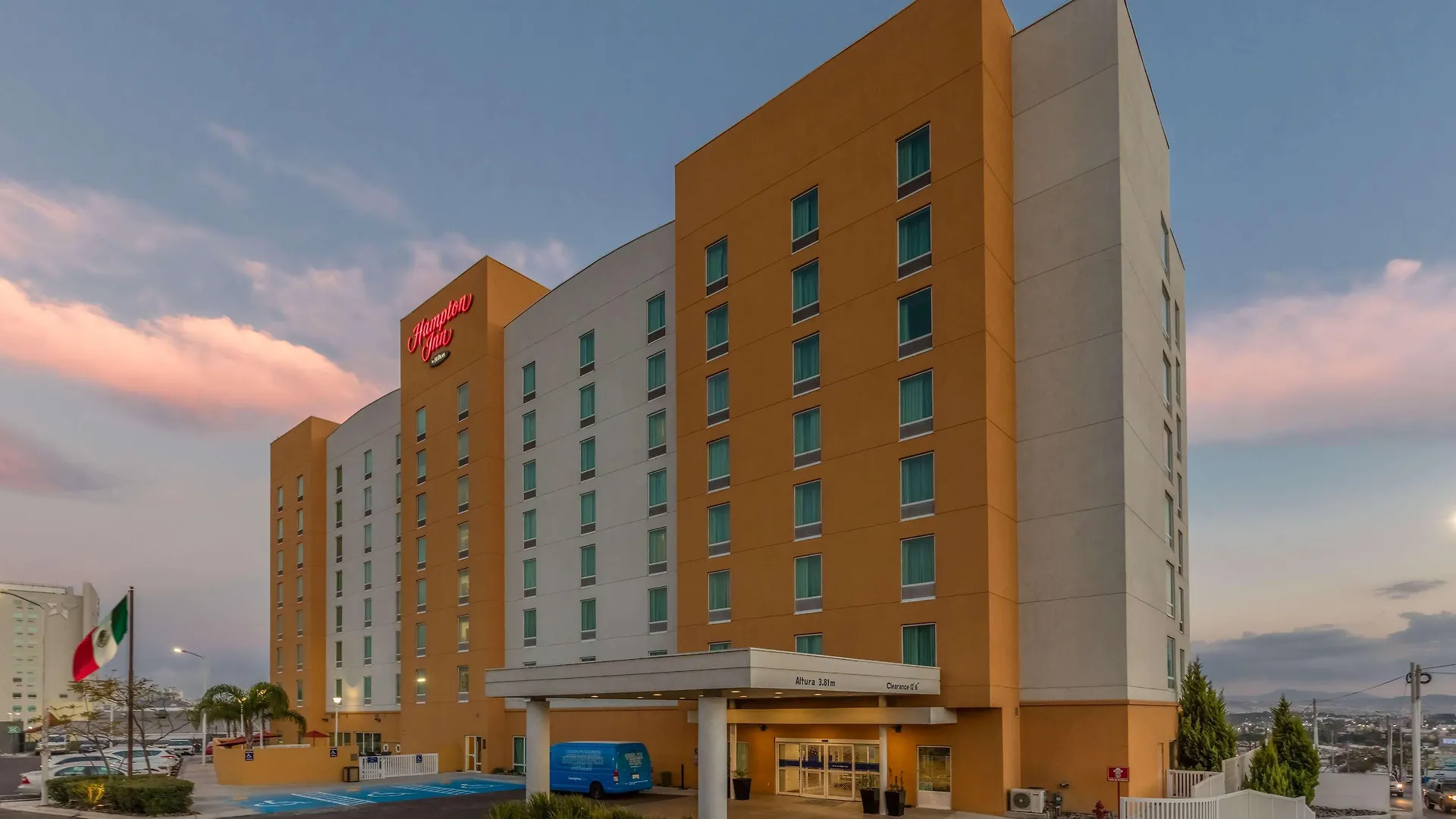 Hampton By Hilton Queretaro Tecnologico Hotel