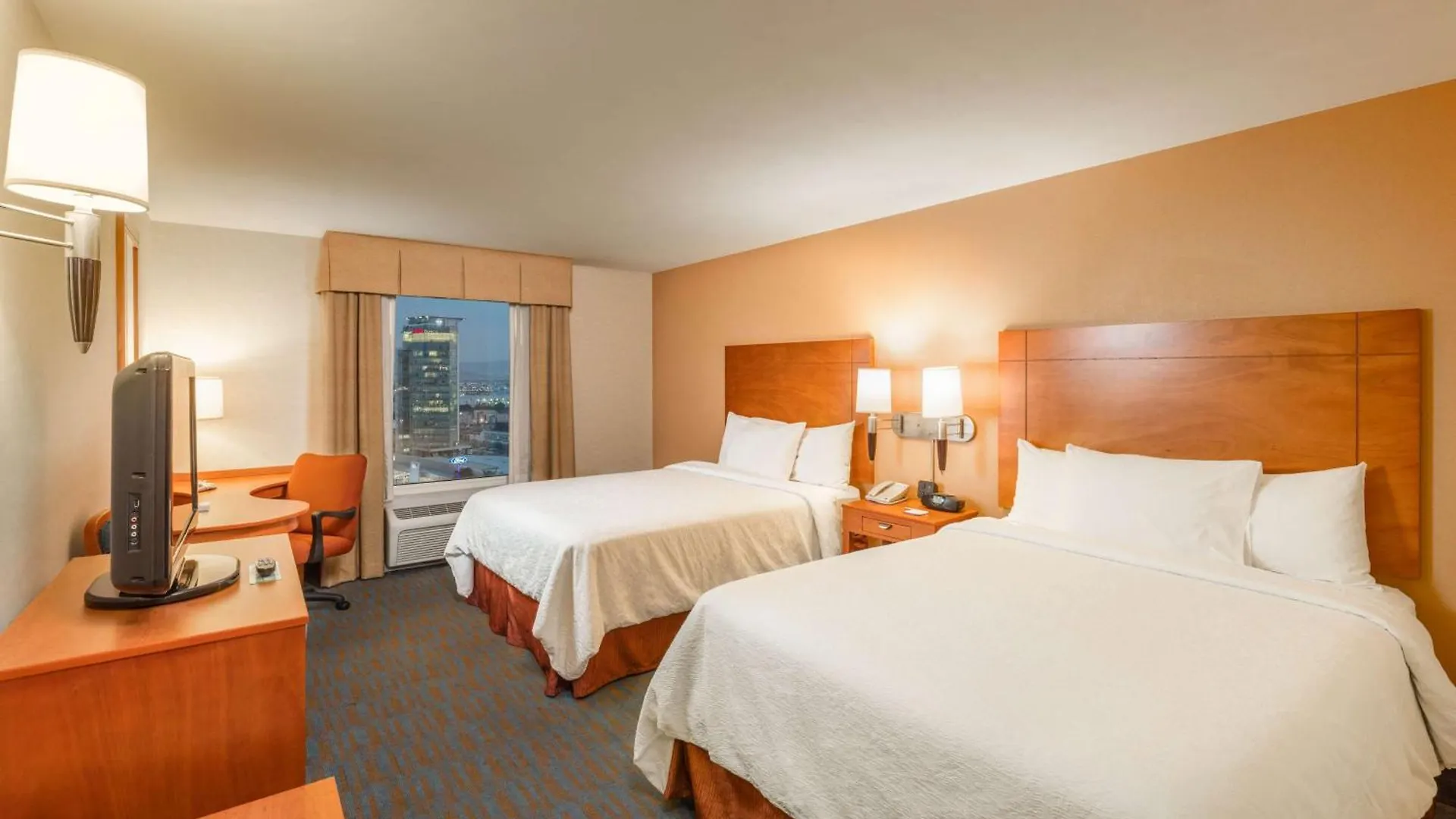 Hampton By Hilton Queretaro Tecnologico Hotel